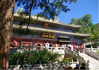 Templo Tanzhe (Templo del Charco del Dragón y los Árboles Zhe), Beijing