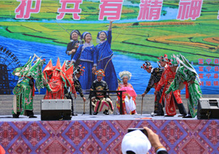 Fiesta de la Calle Longduan de la Etnia Zhuang