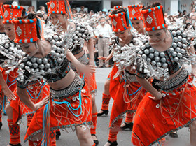 Fiesta Munao de la Etnia Jingpo 