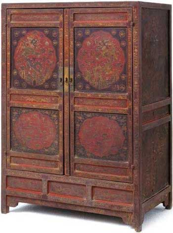 Armario con decoración de laca de oro de la dinastía Ming